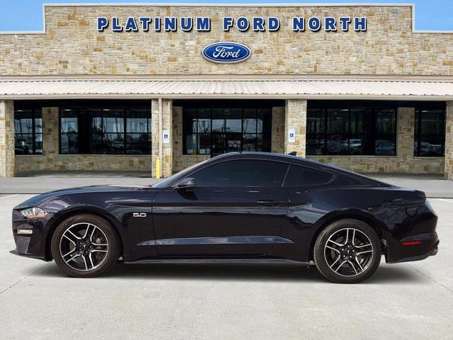 Photo of 2022 Mischievous Purple Metallic Ford Mustang