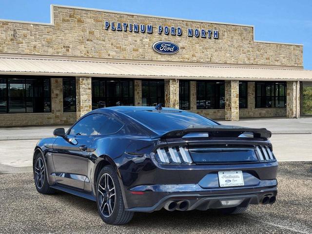 Photo of 2022 Mischievous Purple Metallic Ford Mustang