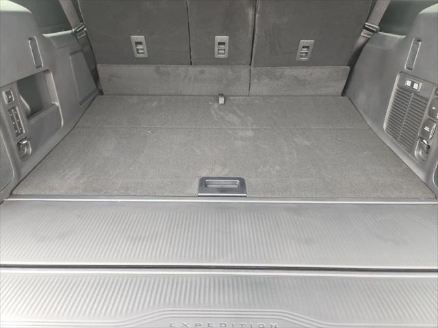 Photo of 2025 Agate Black Metallic Ford Expedition Max
