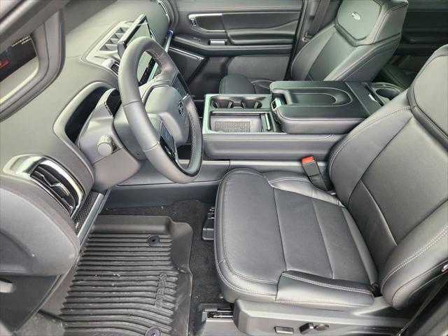 Photo of 2025 Agate Black Metallic Ford Expedition Max