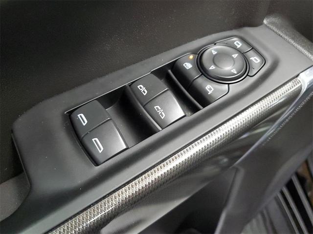 Photo of 2021 Onyx Black GMC Sierra 1500
