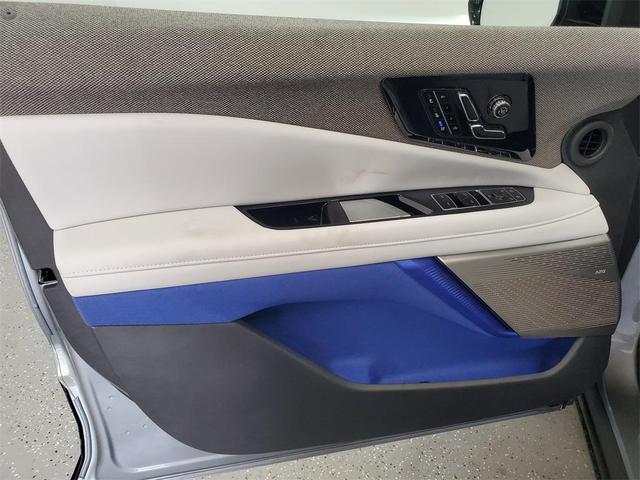 Photo of 2025 Argent Silver Metallic Cadillac OPTIQ