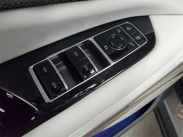 Photo of 2025 Argent Silver Metallic Cadillac OPTIQ