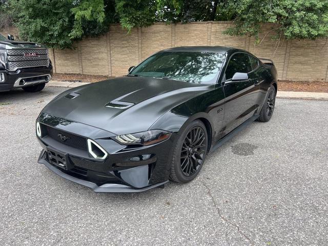 Photo of 2019 Shadow Black Ford Mustang