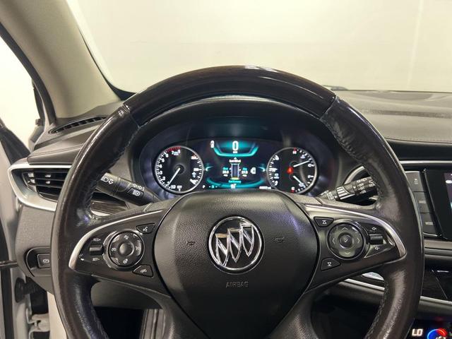 Photo of 2019 White Frost Tricoat Buick Enclave