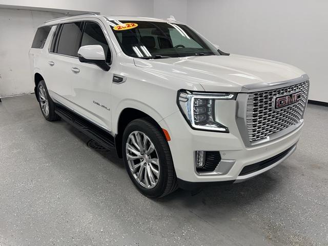 Photo of 2022 White Frost Tricoat GMC Yukon XL