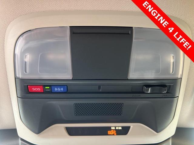 Photo of 2024 Crystal White Pearl Subaru Crosstrek