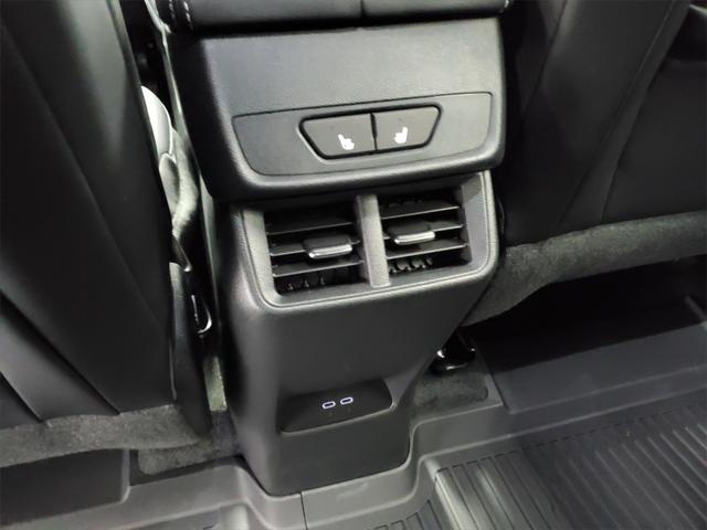 Photo of 2026 Summit White GMC Terrain