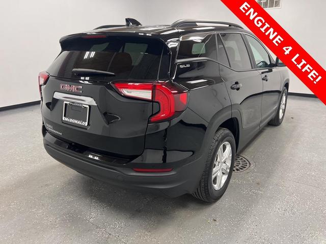 Photo of 2022 Ebony Twilight Metallic GMC Terrain