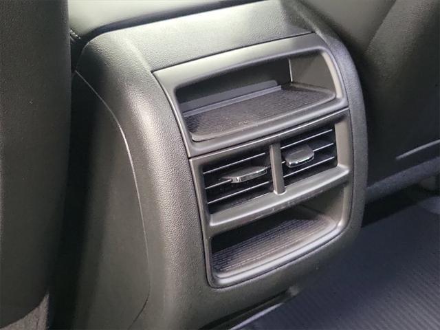 Photo of 2025 Black Metallic Cadillac XT5