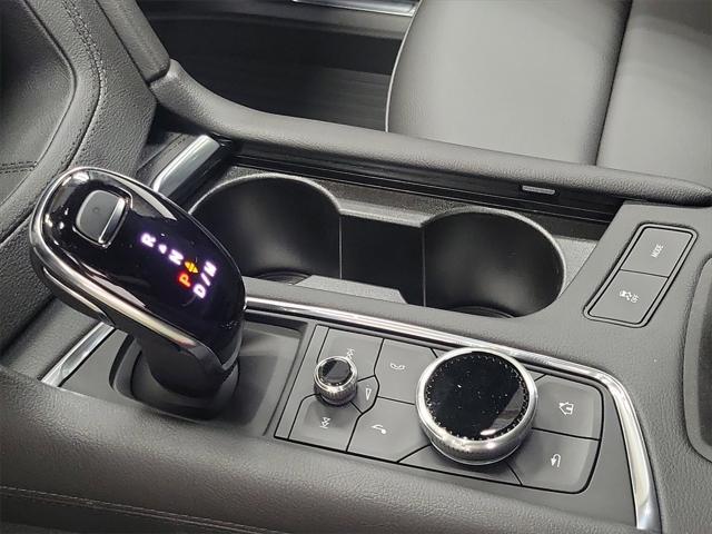 Photo of 2025 Black Metallic Cadillac XT5