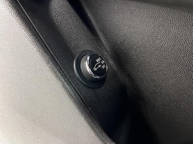 Photo of 2021 Burgundy Cadillac XT5