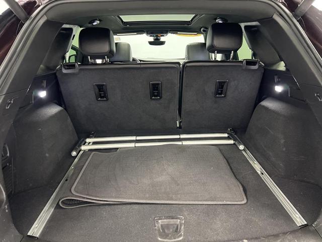 Photo of 2021 Burgundy Cadillac XT5