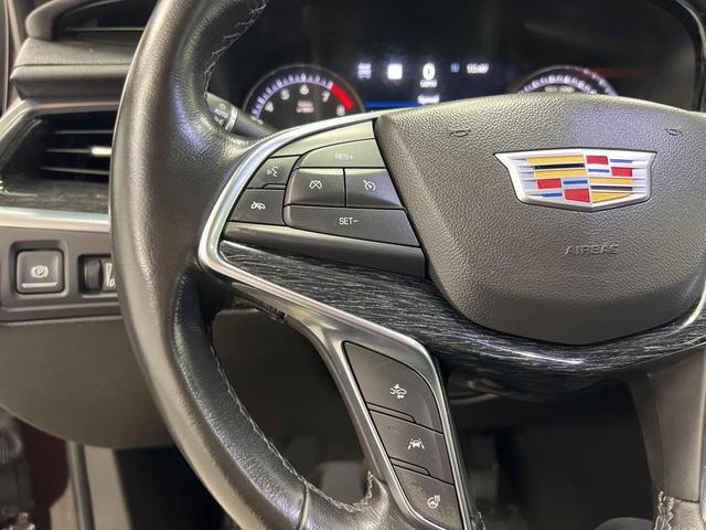 Photo of 2021 Burgundy Cadillac XT5