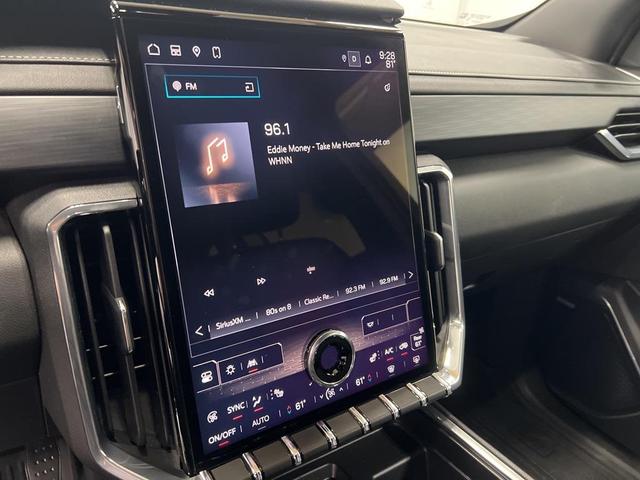 Photo of 2024 Summit White GMC Acadia
