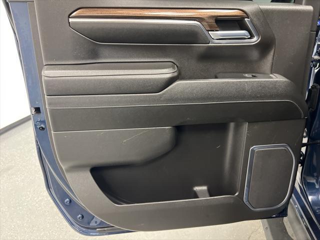 Photo of 2023 Blue Chevrolet Silverado 1500