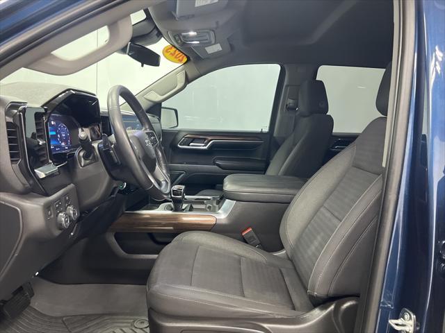 Photo of 2023 Blue Chevrolet Silverado 1500
