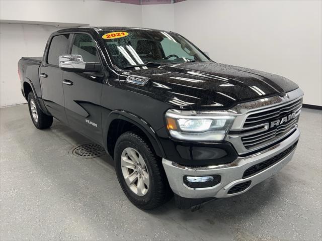 Photo of 2021 Diamond Black Crystal Pearlcoat RAM 1500