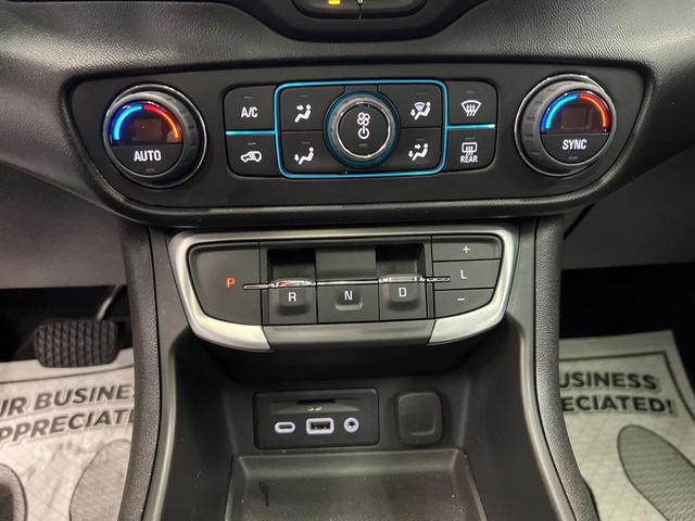 Photo of 2022 White GMC Terrain