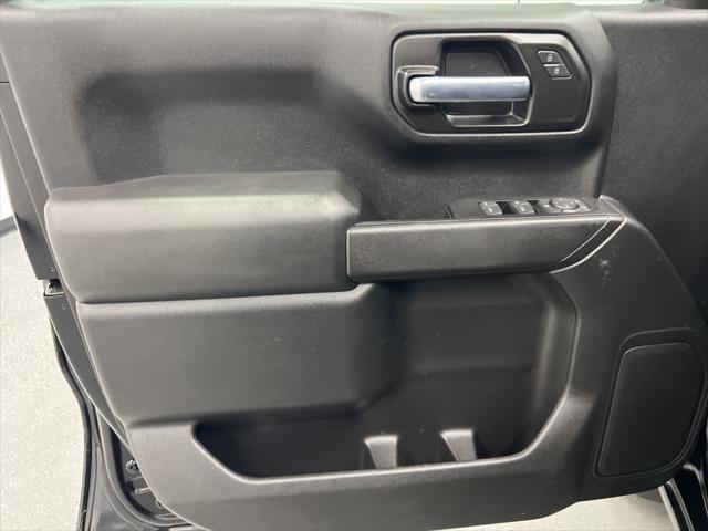 Photo of 2020 Black Chevrolet Silverado 1500
