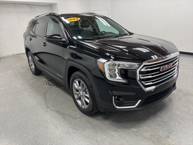 Photo of 2022 Ebony Twilight Metallic GMC Terrain