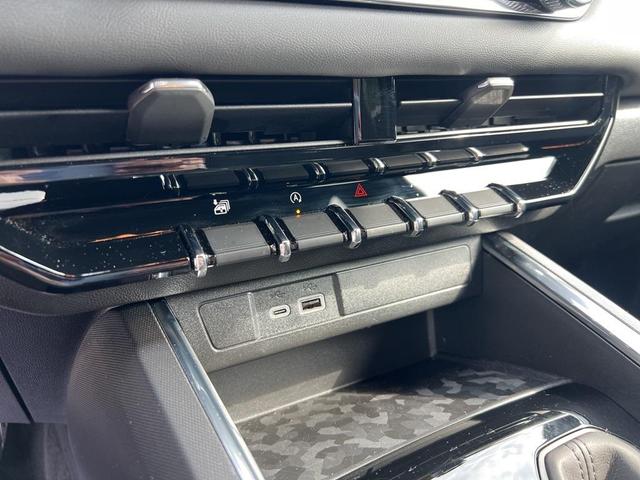 Photo of 2024 Sterling Metallic GMC Canyon