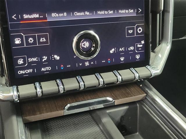 Photo of 2025 Ebony Twilight Metallic GMC Acadia
