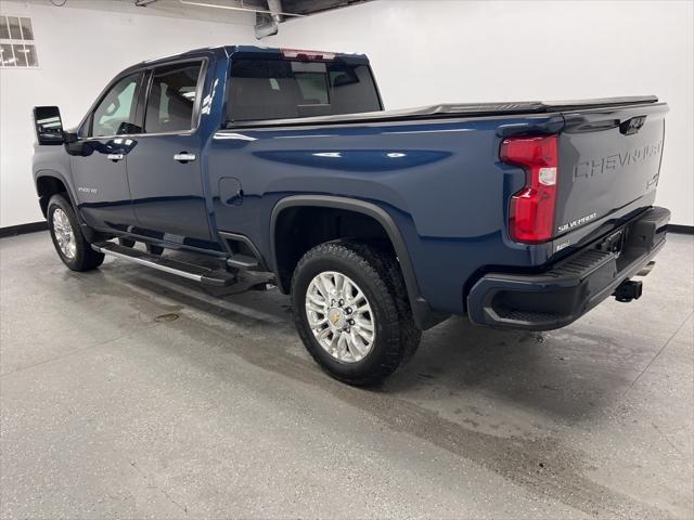 Photo of 2022 Northsky Blue Metallic Chevrolet Silverado 2500