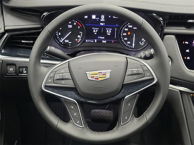 Photo of 2025 Stellar Black Metallic Cadillac XT5