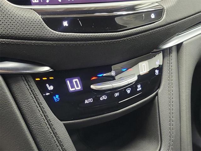 Photo of 2025 Stellar Black Metallic Cadillac XT5