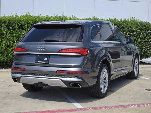 Photo of 2025 Samurai Gray Metallic Audi Q7