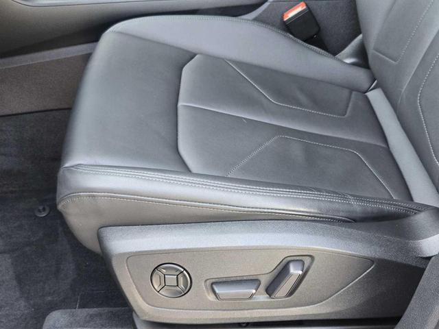 Photo of 2022 Chronos Gray Metallic Audi Q3