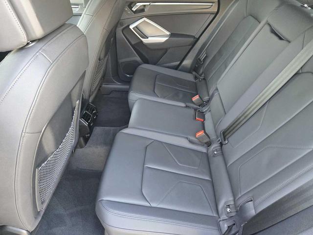 Photo of 2022 Chronos Gray Metallic Audi Q3