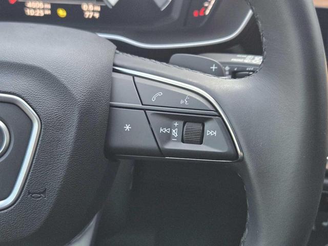 Photo of 2022 Chronos Gray Metallic Audi Q3
