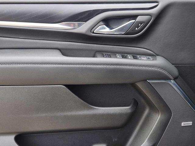 Photo of 2022 Onyx Black GMC Yukon