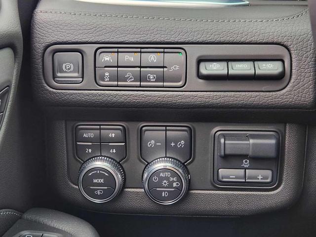Photo of 2022 Onyx Black GMC Yukon