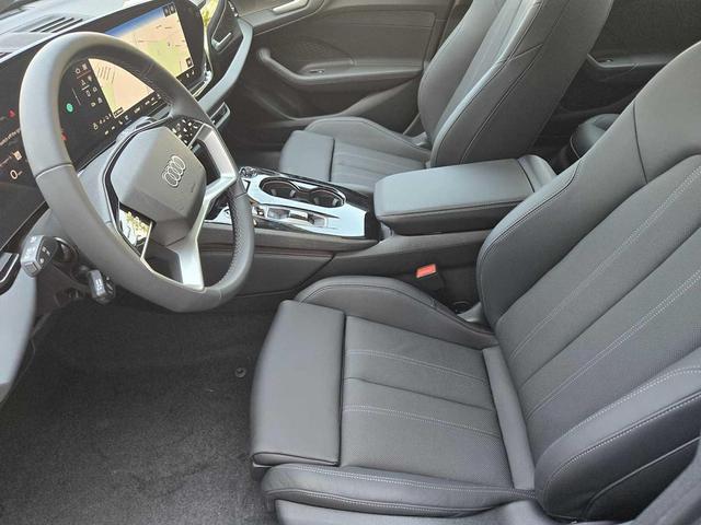 Photo of 2025 FIRMAMENT BLUE Audi A5