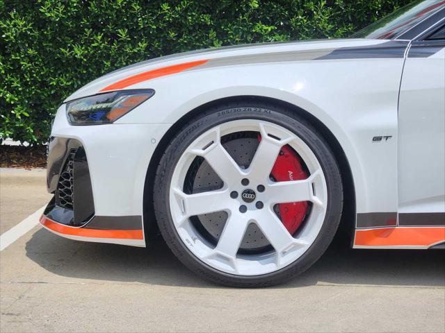 Photo of 2025 Arkona White Audi RS 6 Avant