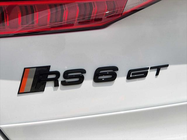 Photo of 2025 Arkona White Audi RS 6 Avant