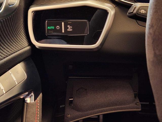 Photo of 2025 Arkona White Audi RS 6 Avant