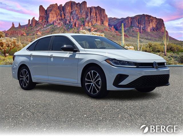 Photo of 2025 Pure White Volkswagen Jetta