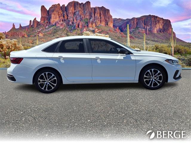 Photo of 2025 Pure White Volkswagen Jetta