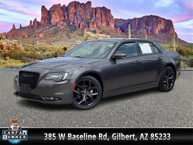 2021 Chrysler 300