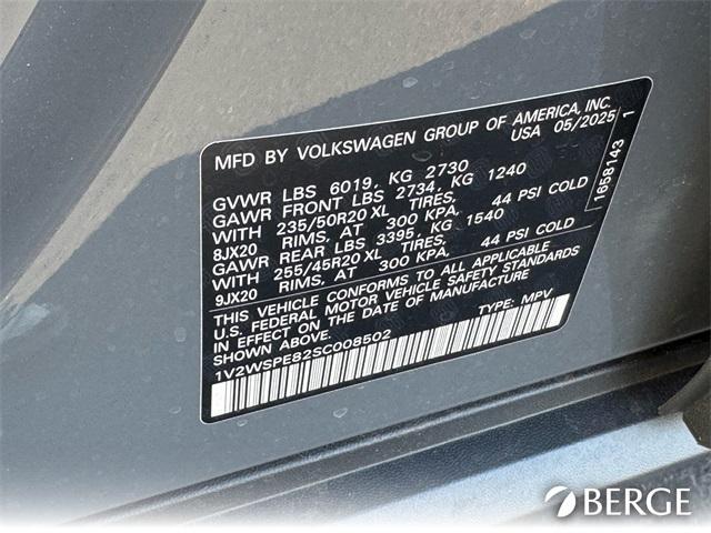 Photo of 2025 Pure Gray Volkswagen ID.4