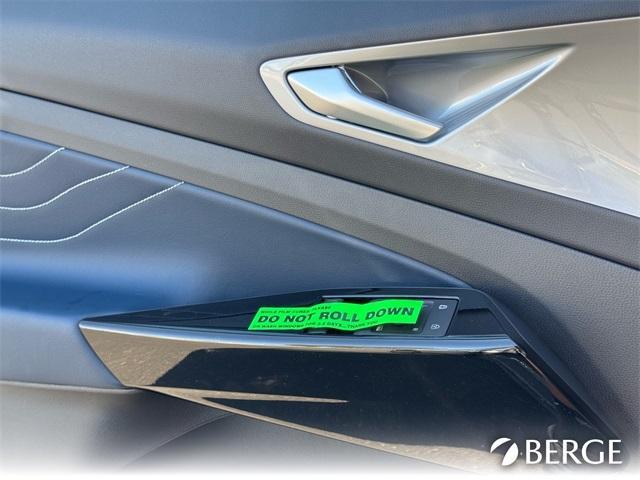 Photo of 2025 Pure Gray Volkswagen ID.4