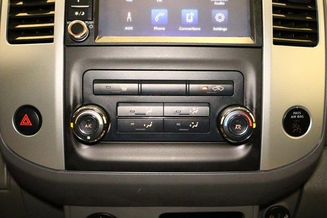 Photo of 2019 Glacier White Nissan Frontier