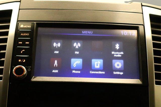 Photo of 2019 Glacier White Nissan Frontier