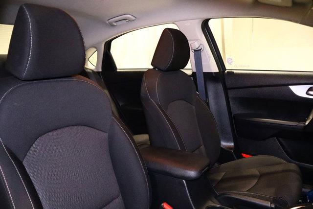 Photo of 2024 Steel Gray Kia Forte