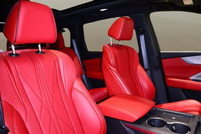 Photo of 2025 Black Acura MDX