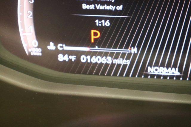 Photo of 2025 Black Acura MDX